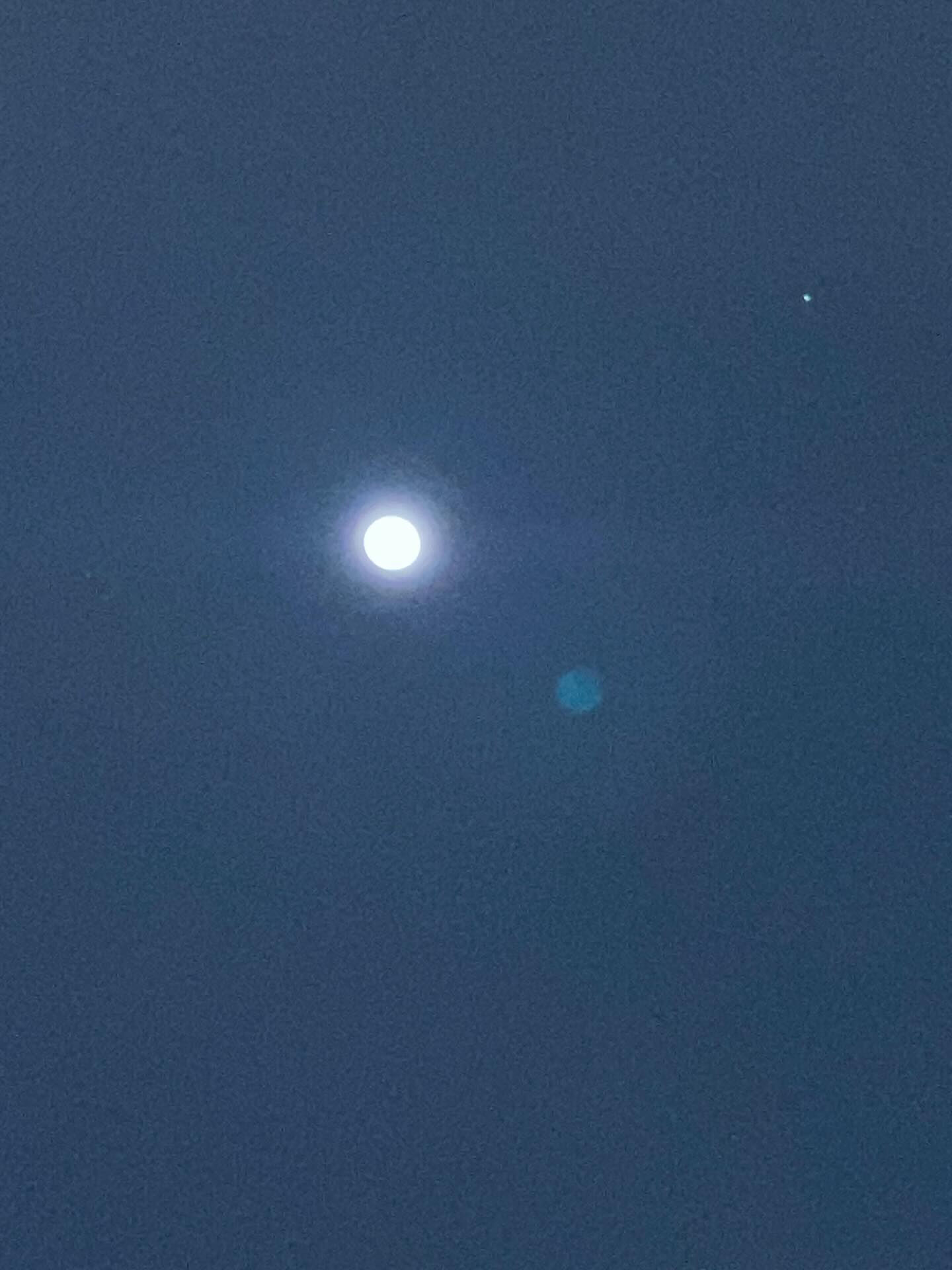 周防大島町では、昨晩のお月様がとても美しかったです🌙✨