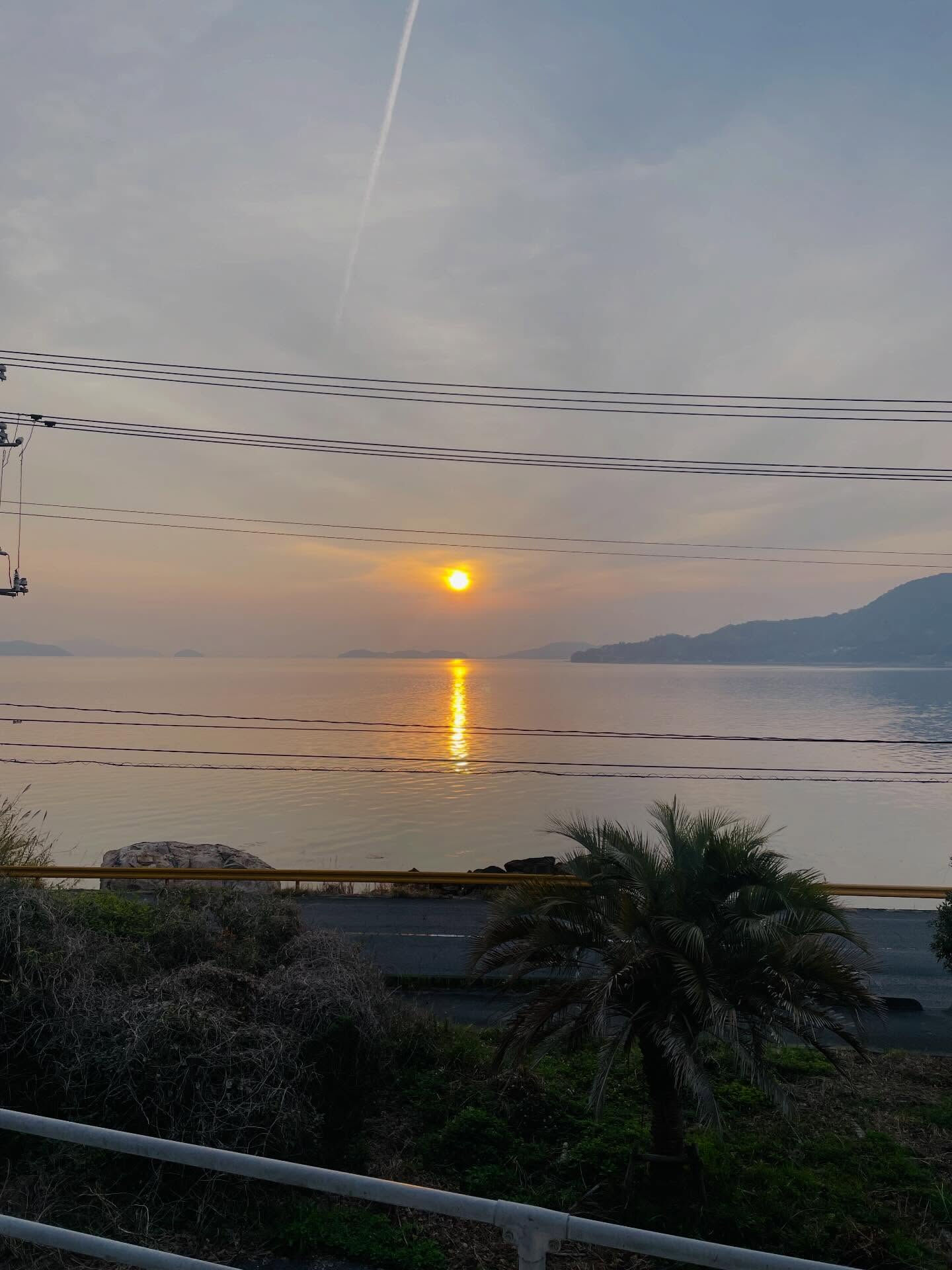 山口県周防大島町の今日の天気は、魅力的な曇り空です☁️